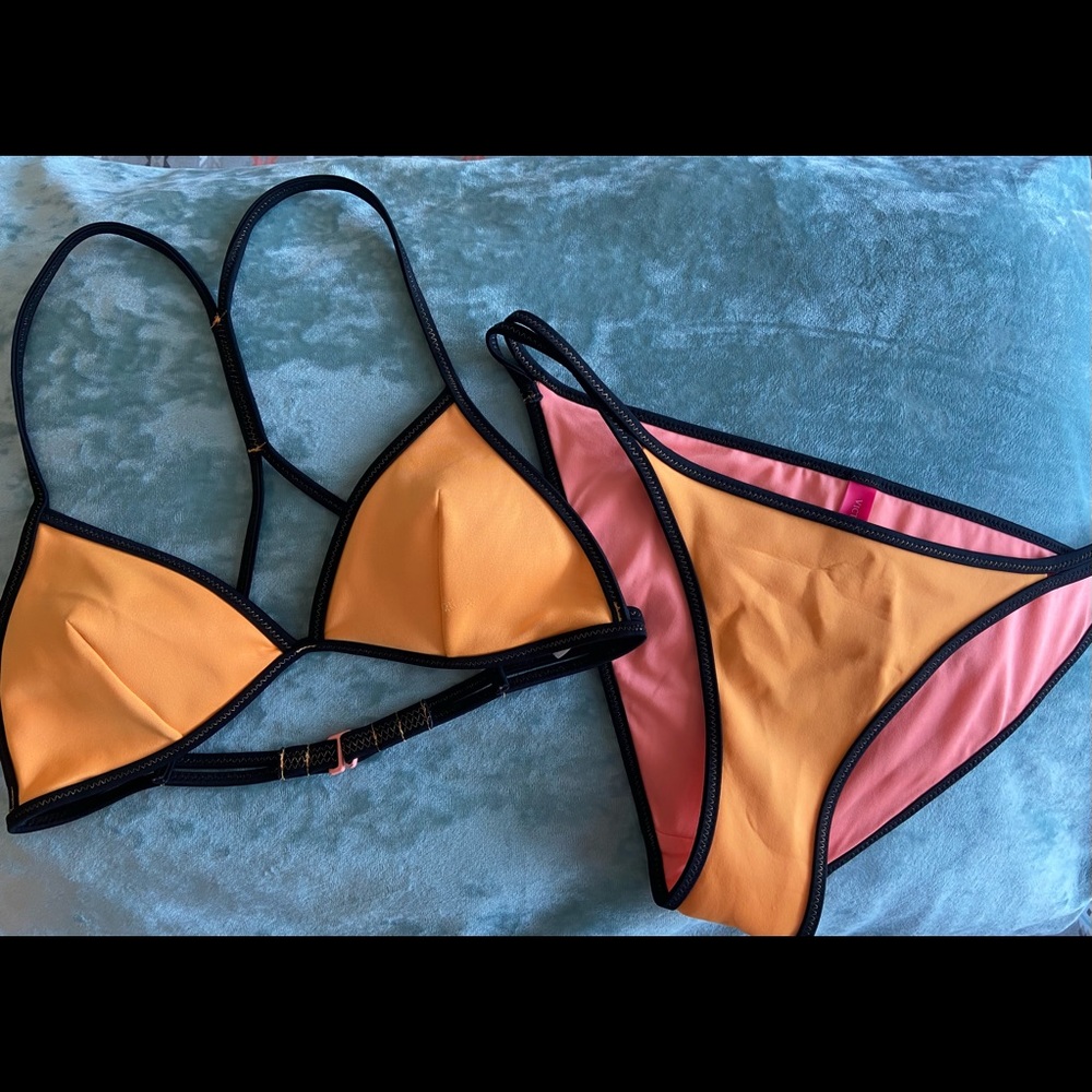 Victoria’s Secret 2 piece bikini